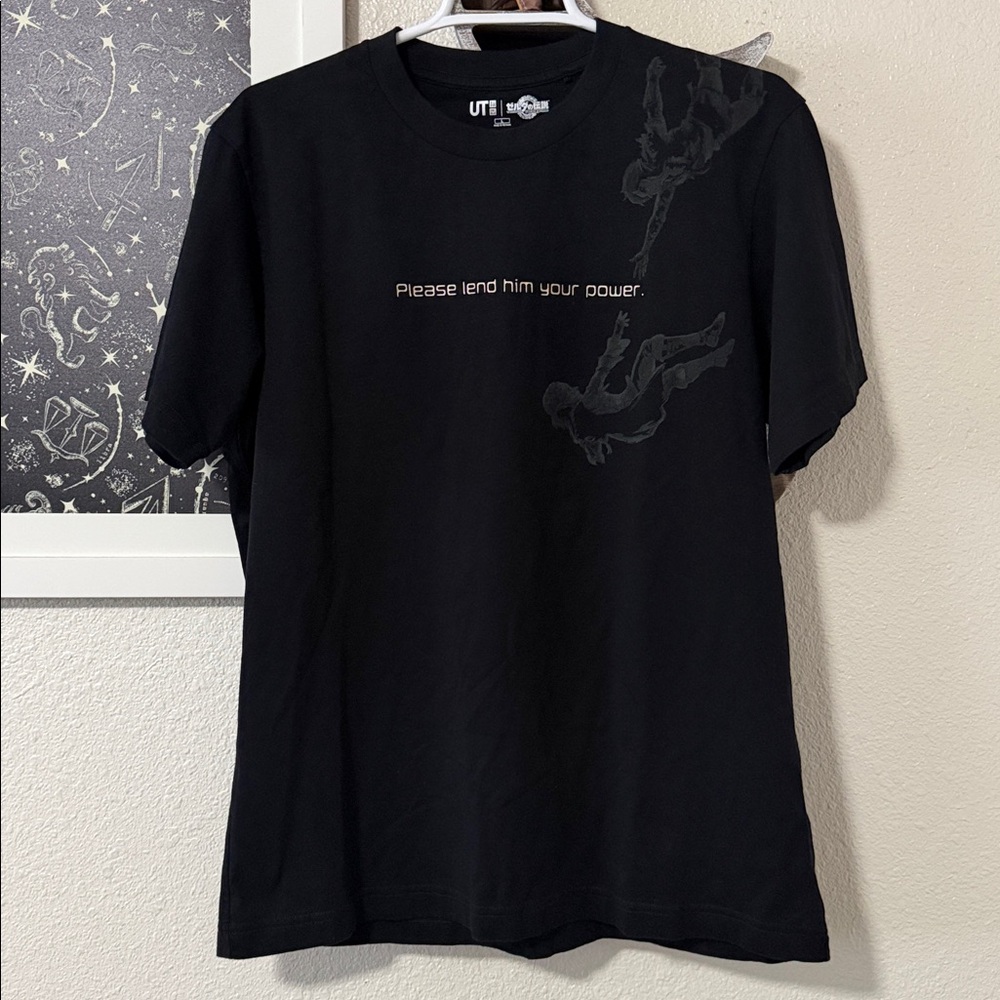 Uniqlo Black Minimalist Short Sleeve Legend of Zelda Tee